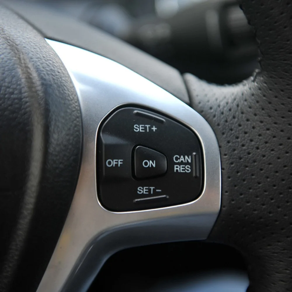 Mėlynas LED vairas Pastovaus greičio palaikymo jungiklis Greičio reguliavimo mygtukas Automobilių priedai Ford Fiesta MK7 MK8 ST Ecosport 2013 2015