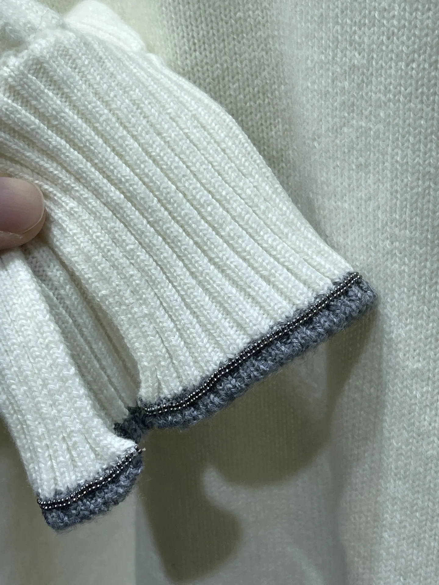Rudens ir žiemos naujas kašmyro mezgimo kostiumas Fashion Casual Comuting Cashmere Sweater + Cashmere Pants Set Of Rice White Ladies