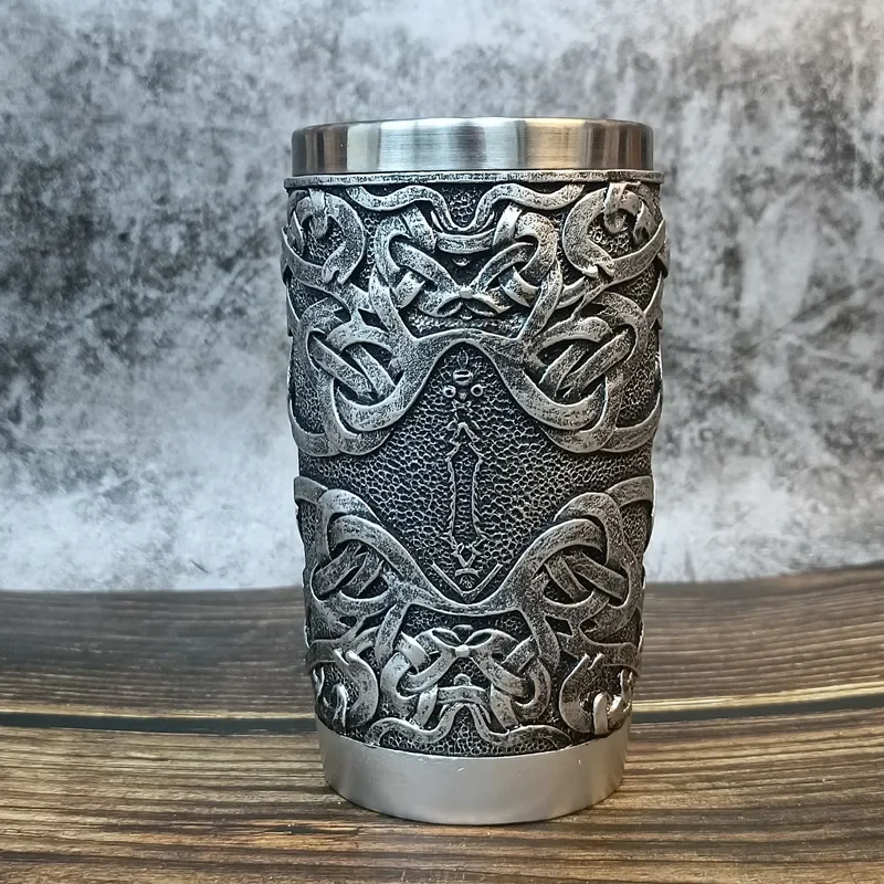 Vikingų kelioninis puodelis Viduramžių retro alaus bokalas Vikingų piratų kavos puodelis Derva Nerūdijančio plieno arbatos puodelis Kūrybinė asmenybės dovana