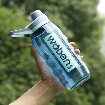 Geriamieji buteliai 1000ml / 1500ml Nešiojami aukštos temperatūros paprasti daugiaspalviai didmeniniai karšto vandens buteliai Didelės talpos gėrimų indai