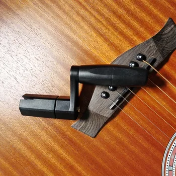 Praktiškas naujas gitaros stygų vyniotuvas kaiščiai traukiklis kaiščiai traukiklio šalinimo įrankiai plastikinis + metalinis tilto kaištis Tiuningo gitara Stygų vyniotuvas