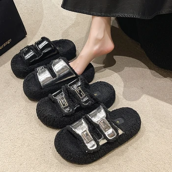 Kailiniai batai Moteriškos šlepetės Prabangios čiuožyklos Med Beige Heeled Sandals Plush 2023 Flat Designer Black PU Rubber Buckle Strap Basic